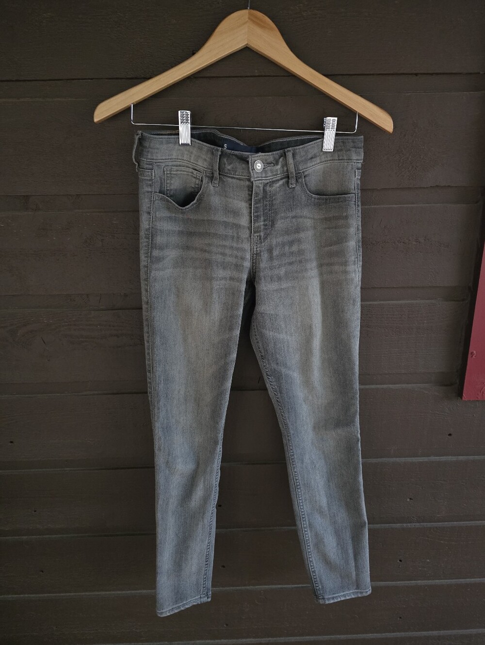 Hollister Crop Skinny Jeans Gray Wash Size 5 W27